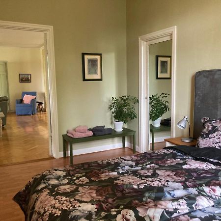Ekeby I Bro Bed & Breakfast ภายนอก รูปภาพ